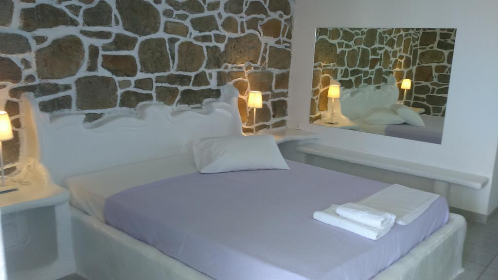 Hotel Adamas Ngoại thất bức ảnh