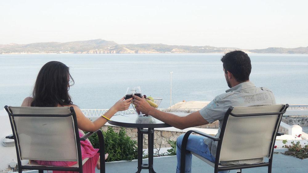Hotel Adamas Ngoại thất bức ảnh